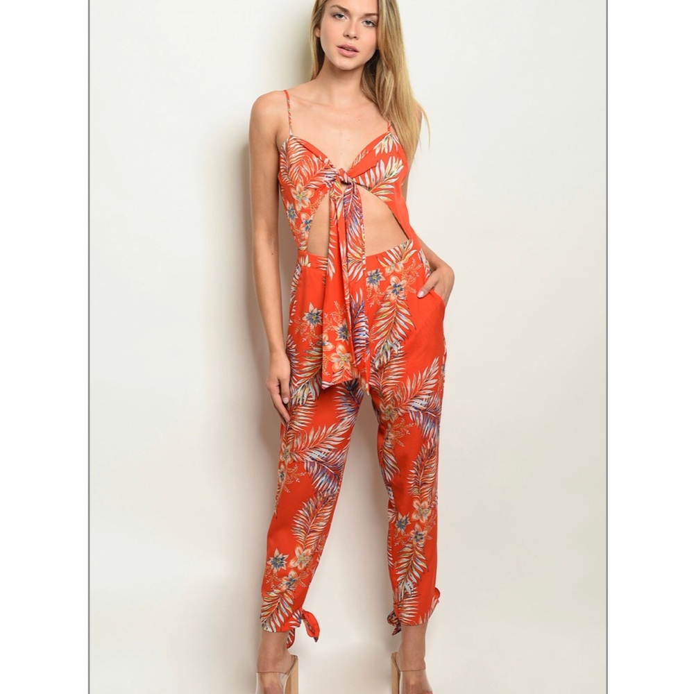 Red Waist Sash cut out bandeau Jumpsuit with pants bow and tropical florals - Picture 2 of 4
